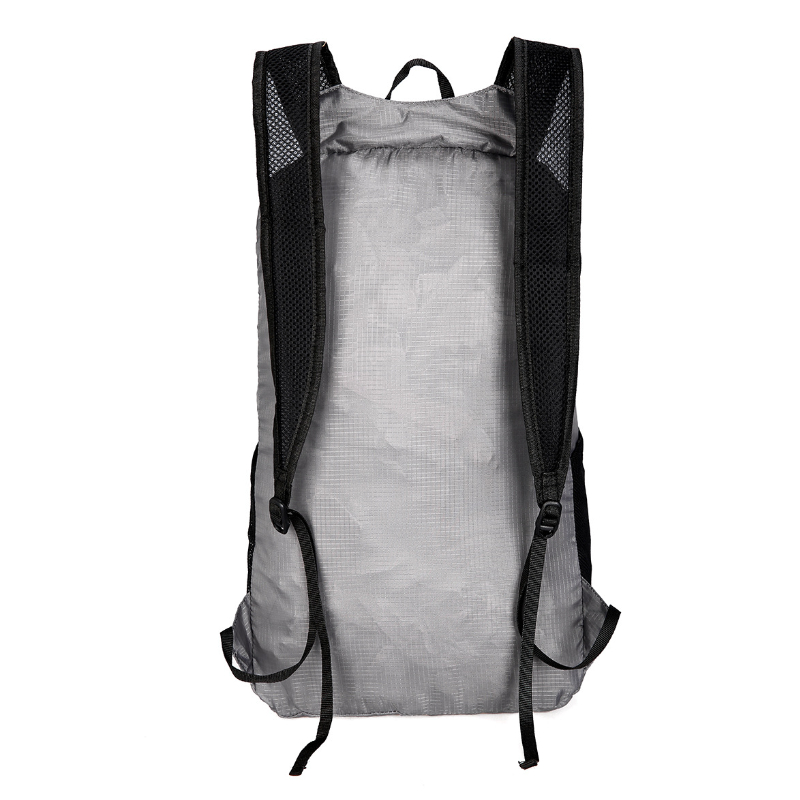 Outdoor Hiking Bag 20L Lightwe - Foldable Backpack Small recensione e prezzo