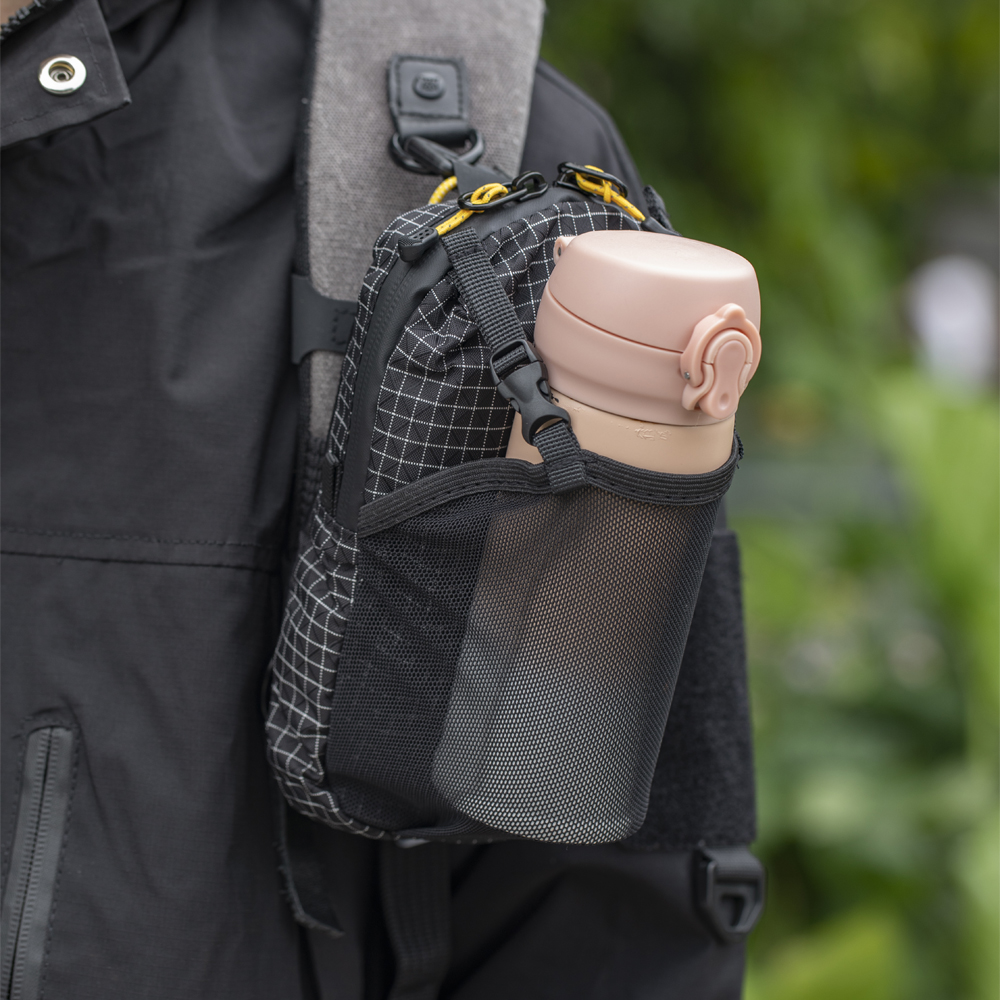 Water Bottle Sleeve, Shoulder  - Hydration Pack Outdoor recensione e prezzo