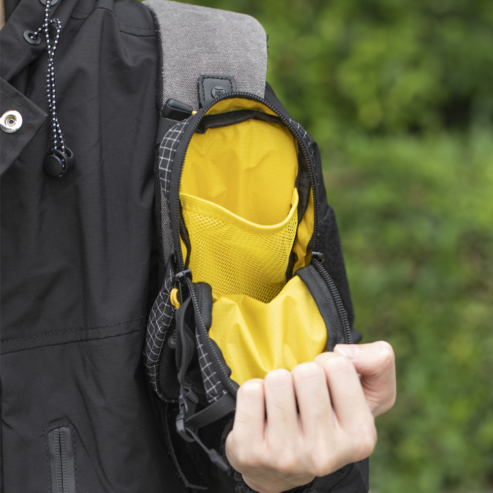Water Bottle Sleeve, Shoulder  - Hydration Pack Outdoor recensione e prezzo