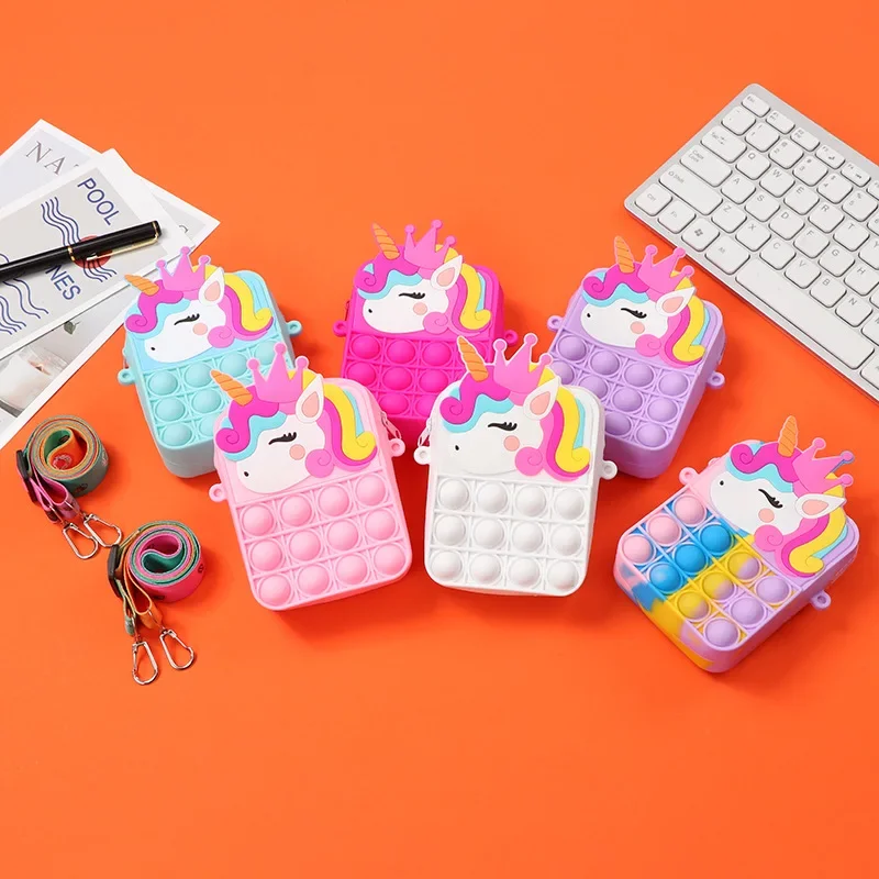 Magical Color-Changing Unicorn - Mini Backpack Purse recensione e prezzo