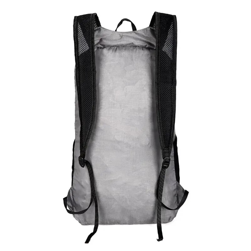 Outdoor Hiking Bag 20L Lightwe - Foldable Backpack Small recensione e prezzo