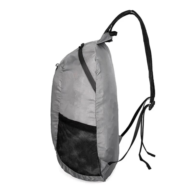 Outdoor Hiking Bag 20L Lightwe - Foldable Backpack Small recensione e prezzo